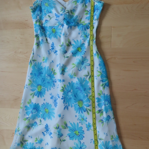 Laura Petities Floral Dress - Picture 6 of 7